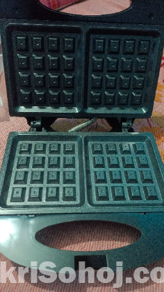 Waffle maker